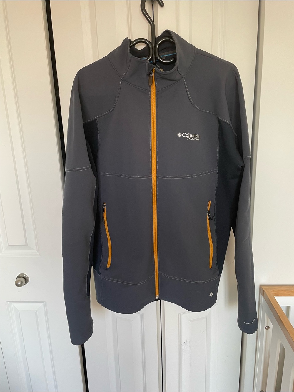 Columbia Men's Gray Softshell Jacket with Yellow Zippers
